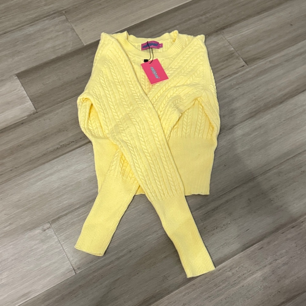 Edikted Lemon Cable Knit Sweater